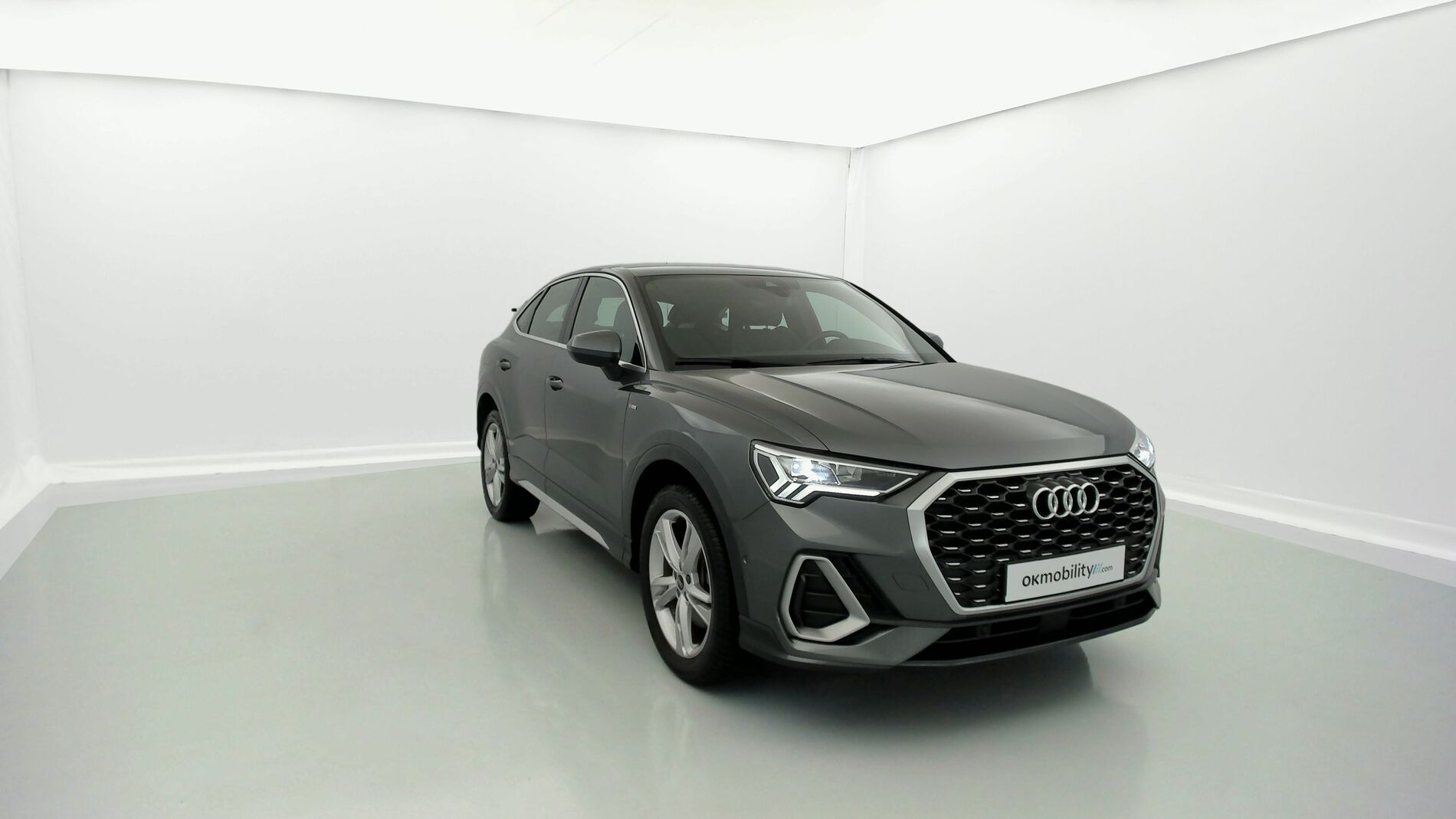audi q3 sportback s line 45 TFSIE 245 STRONIC 2022 daytonagrau 3